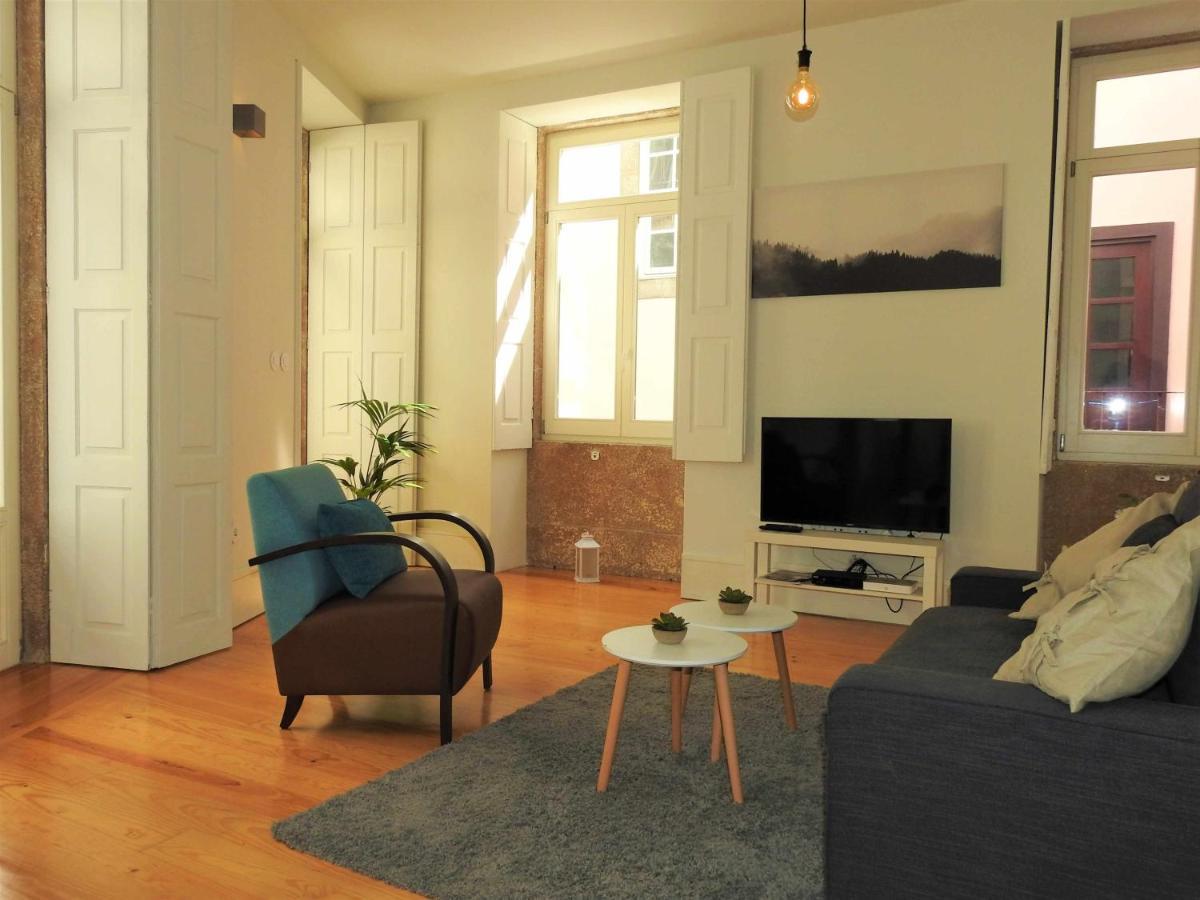Oporto Delight 1 Luxury Apartment In Historic Center With Balcony Max 4 P Екстериор снимка