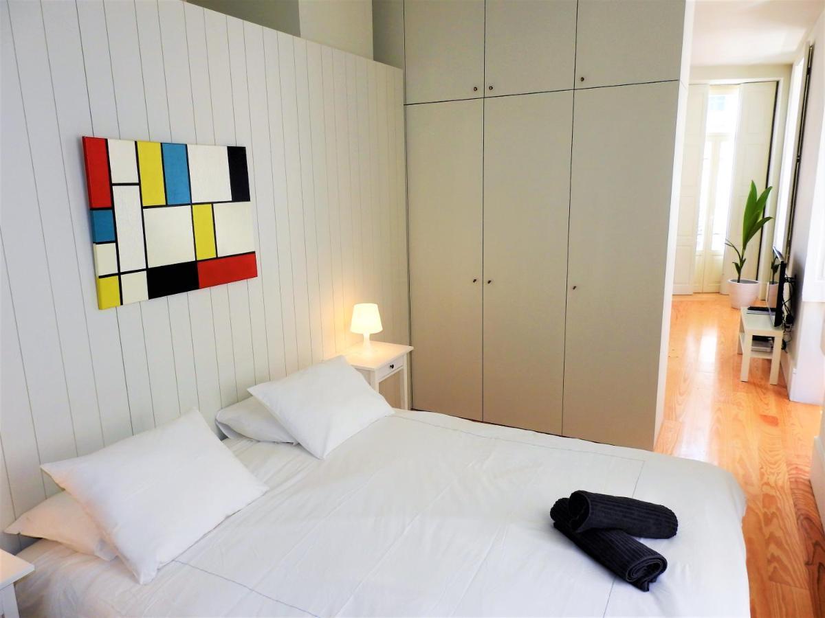 Oporto Delight 1 Luxury Apartment In Historic Center With Balcony Max 4 P Екстериор снимка
